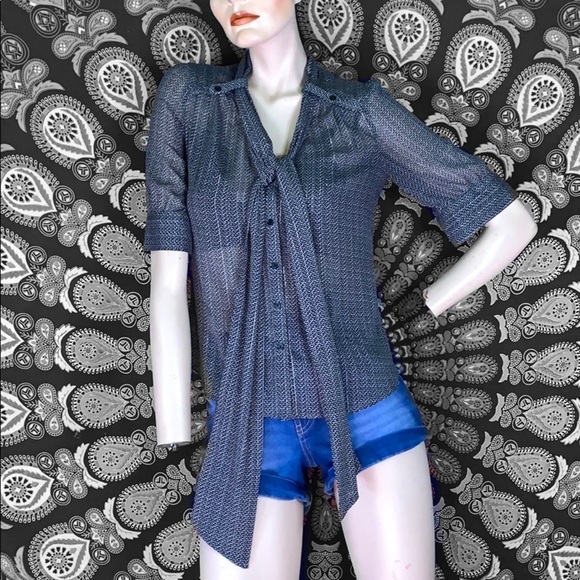 sheer top 🖤 - Picture 1 of 14